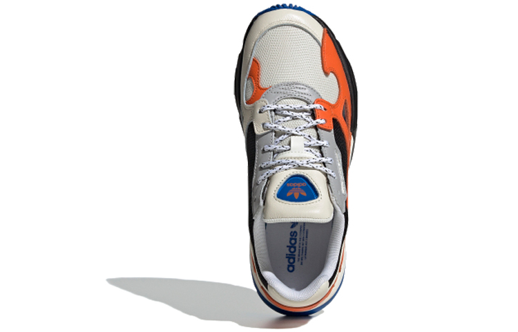 Shop adidas originals Falcon 女款 黑橙色