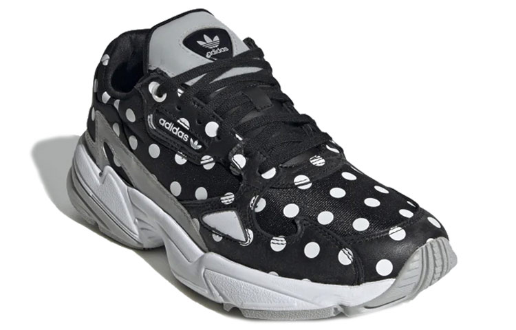 Lookbook (W) 阿迪达斯 Falcon '波点款' EH3522
