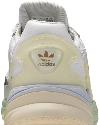 (W) adidas Falcon 'Semangka' B28127 Sizing (W) adidas Falcon 'Semangka' B28127
