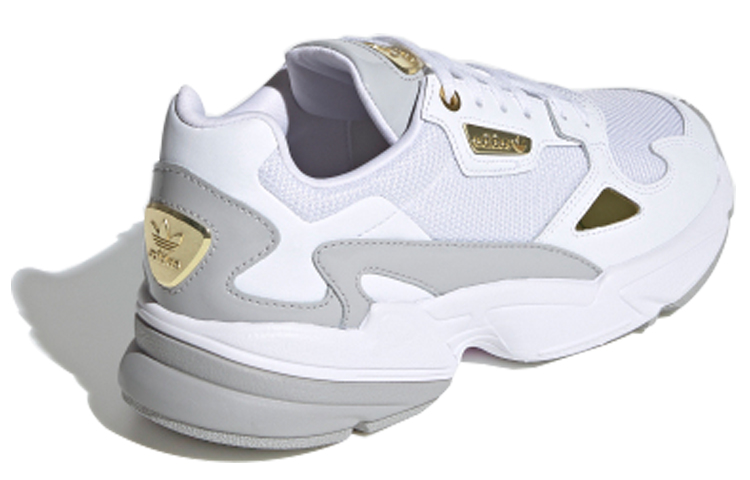 Lookbook (W) 아디다스 팔콘 '화이트 골드 메탈릭' FV5091