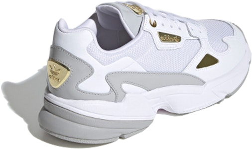 (女款)adidas Falcon '白金屬' FV5091 Lookbook (女款)adidas Falcon '白金屬' FV5091