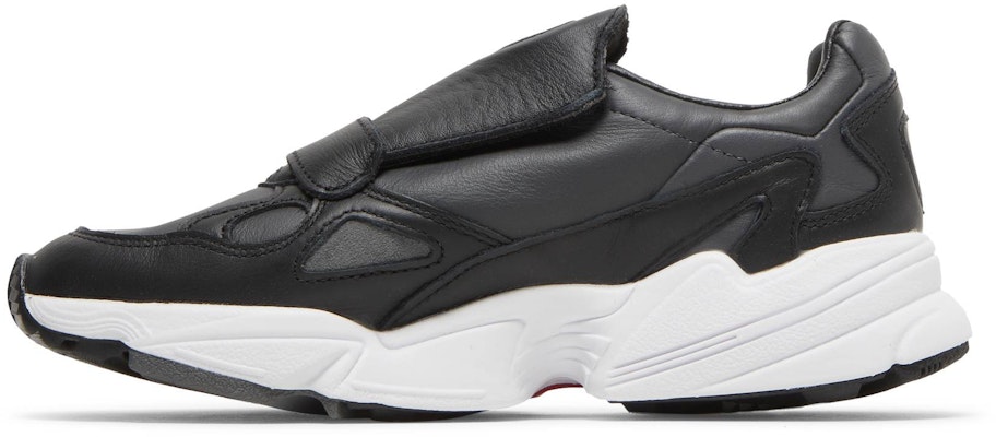 (W) adidas Falcon RX 'Hitam Teras' EE5111 Lookbook (W) adidas Falcon RX 'Hitam Teras' EE5111