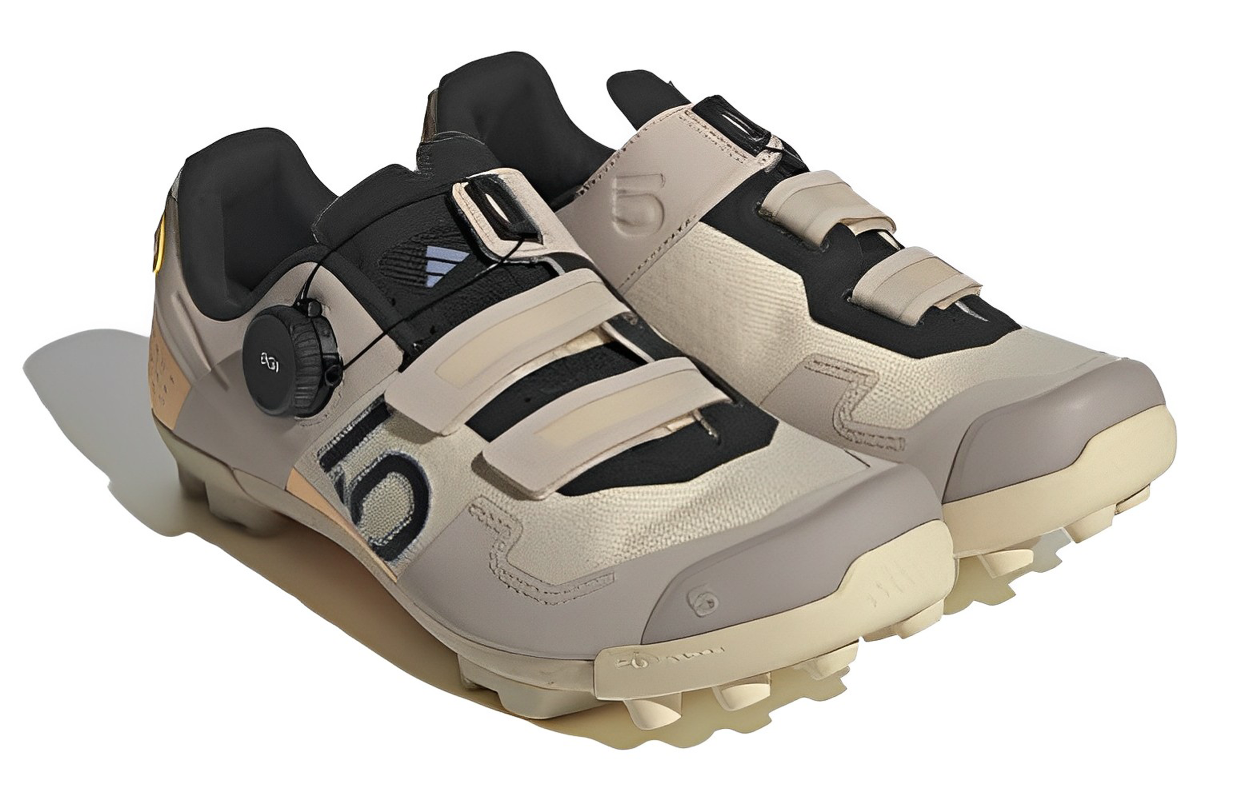 Order （女性）adidas Five Ten Kestrel BOA「沙色地層」HQ6032