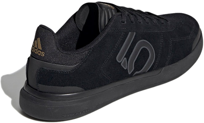 adidas Five Ten Sleuth Dlx 低筒 滑板鞋 女款 黑灰 Shop adidas Five Ten Sleuth Dlx 低筒 滑板鞋 女款 黑灰