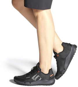 阿迪達斯 Five Ten Trailcross Lt 山地車 女款 黑橙 Sizing 阿迪達斯 Five Ten Trailcross Lt 山地車 女款 黑橙