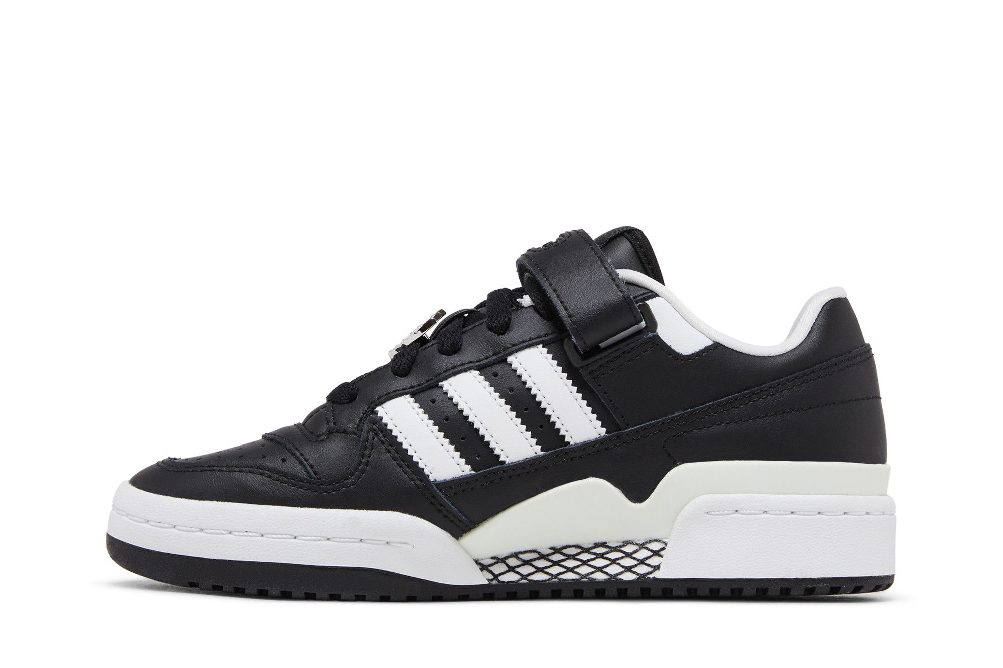 Lookbook (W) adidas Forum Low ''Zwart Wit'' GY0752