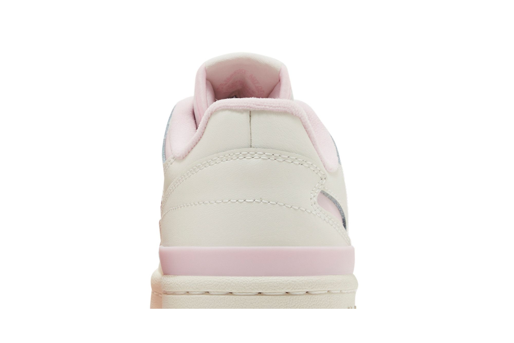 Cheap adidas originals FORUM系列 舒適簡約 防滑減震 低幫 板鞋 女款 白粉