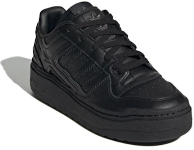(W) adidas Forum XLG 'Triple Black' Hitam Solid IG2576 Lookbook (W) adidas Forum XLG 'Triple Black' Hitam Solid IG2576