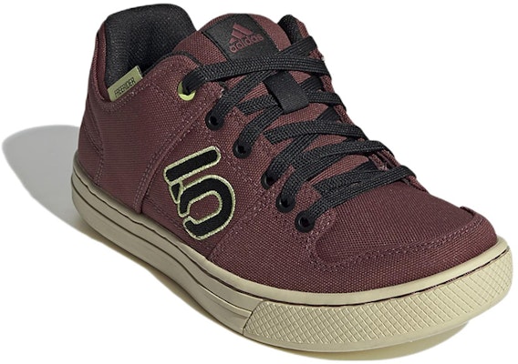 (W) 阿迪达斯 Freerider Canvas「静谧深红」 GZ4655 Lookbook (W) 阿迪达斯 Freerider Canvas「静谧深红」 GZ4655