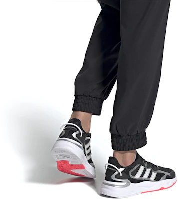 (W) 阿迪达斯 Futureflow 黑白配色 FW7185 Sizing (W) 阿迪达斯 Futureflow 黑白配色 FW7185