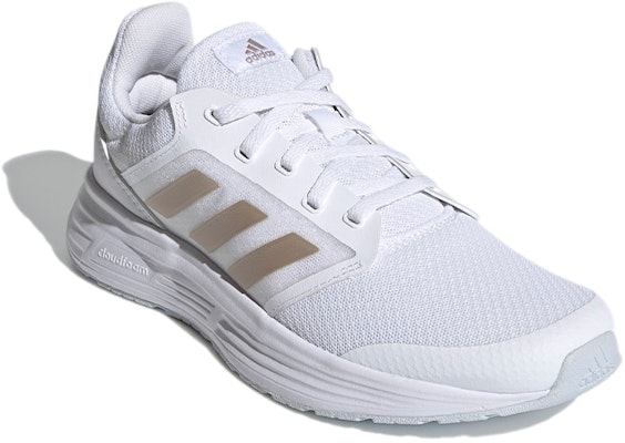 (W) adidas Galaxy 5 'Putih Champagne Metallic' FY6744 Lookbook (W) adidas Galaxy 5 'Putih Champagne Metallic' FY6744