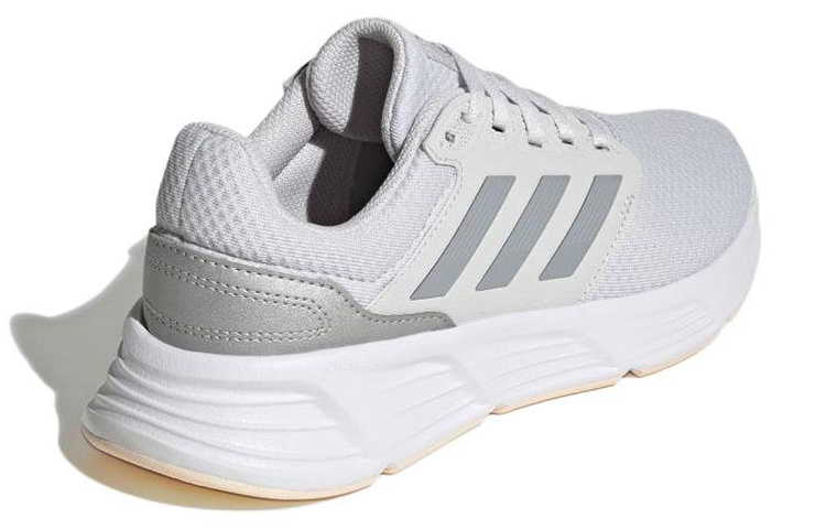 Shop (W) adidas Galaxy 6 ''Dash Grijs Oranje'' GW4133