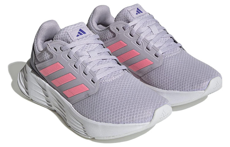 Lookbook (W) 阿迪达斯Galaxy 6银黎明曙光粉女子运动鞋 HP2406