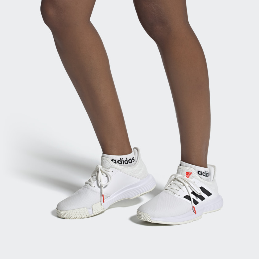 Sizing (W) adidas Gamecourt ''Blanc Noir'' FZ4286