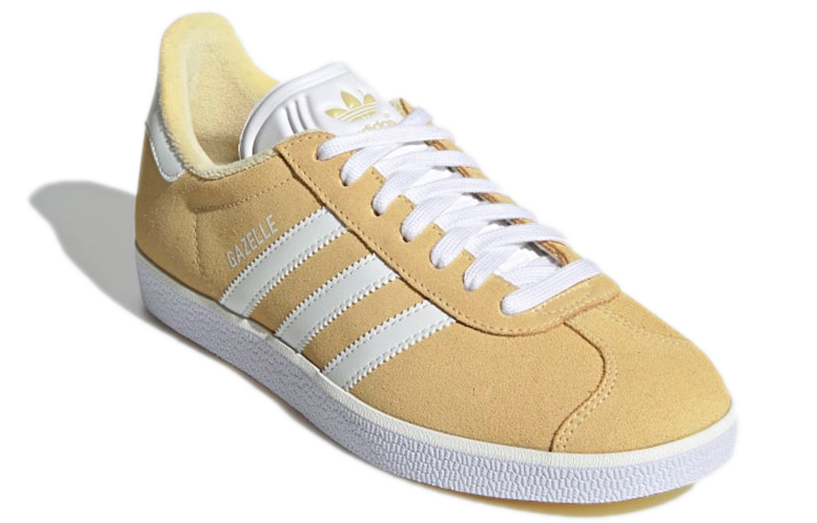 Lookbook (W) 阿迪达斯 Gazelle“橙色调” GZ7683