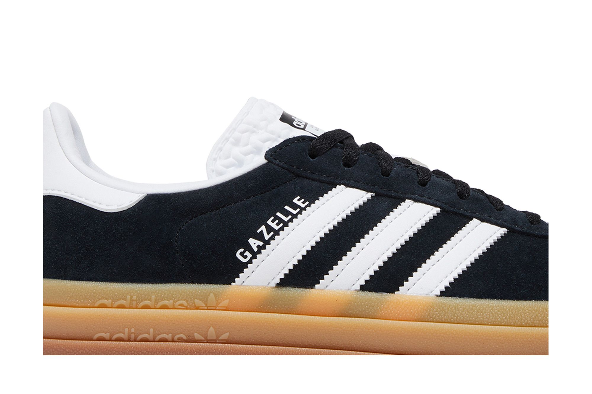 Lookbook （女性）adidas Gazelle Bold '黑膠' IE0876