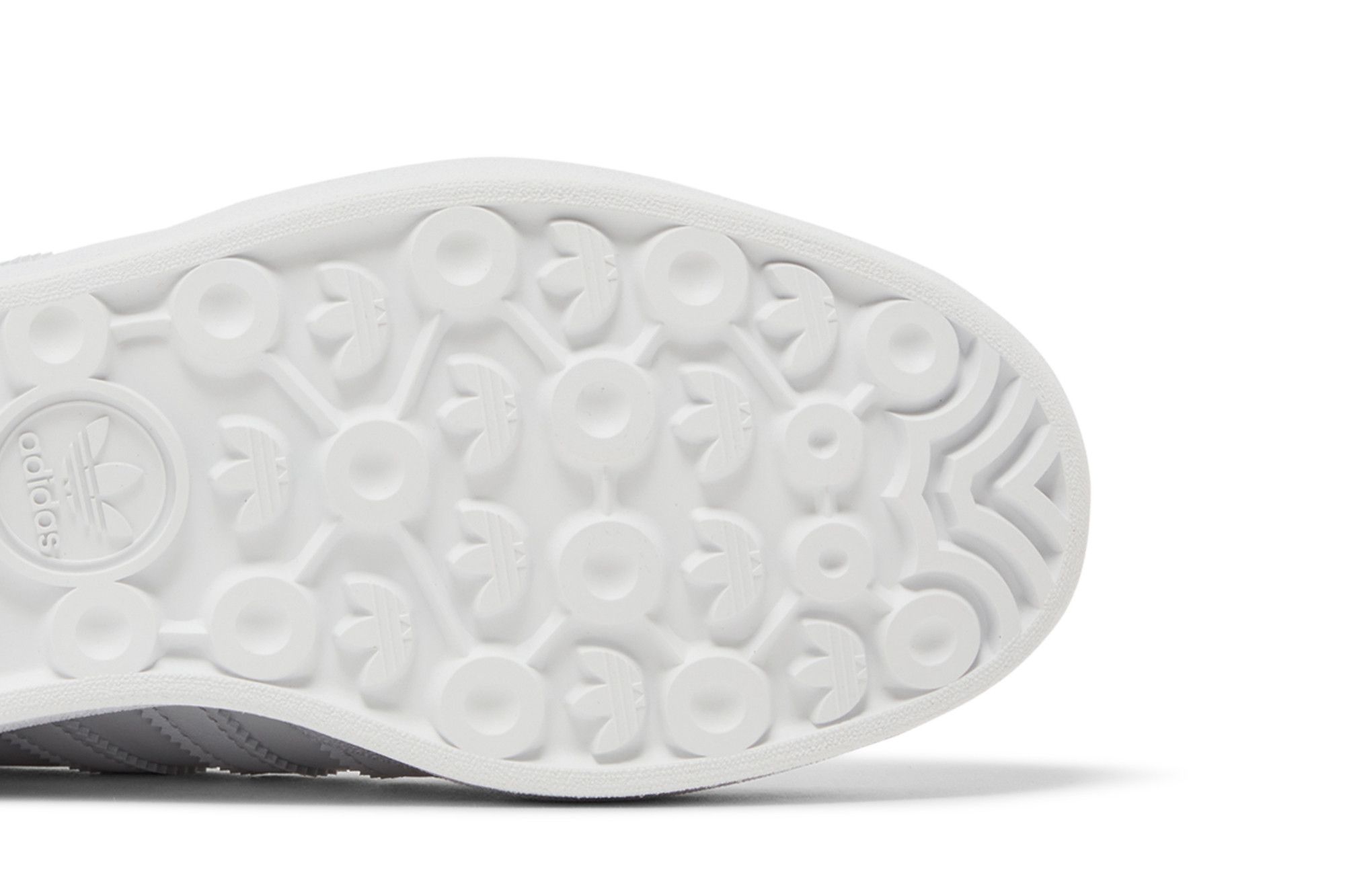 Sizing (W) adidas Gazelle Bold 'Putih Triple' IE5130