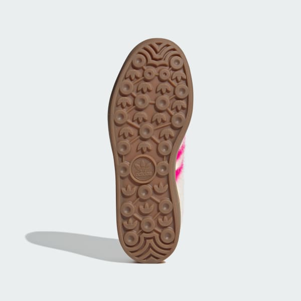 Shop (W) Adidas Gazelle Bold Cream Blanc/Rose Shock/Doré Métallisé Chaussures. JS3908