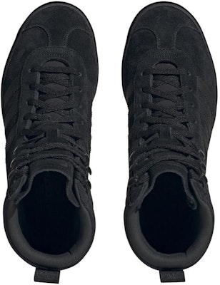 (W) adidas Gazelle Boot 'Hitam Penuh' ID6983 Lookbook (W) adidas Gazelle Boot 'Hitam Penuh' ID6983