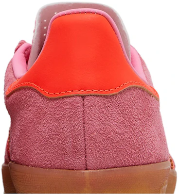 (W) adidas Gazelle Indoor 'Beam Pink Solar Red' Wanita Pria Sneakers IE1058 1