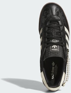 (W) Adidas Gazelle Indoor W Hitam/Krim Putih/Hitam Core HQ2624 Order (W) Adidas Gazelle Indoor W Hitam/Krim Putih/Hitam Core HQ2624