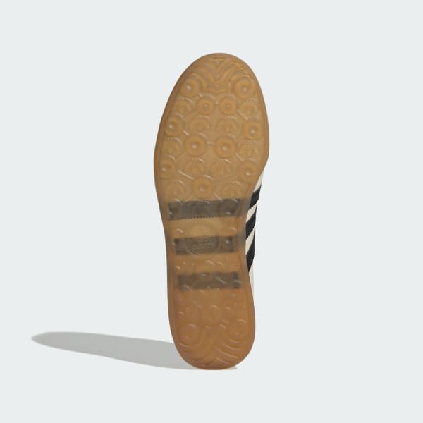 Lookbook (W) 아디다스 가젤 로우 프로 스니커즈 초크 화이트/코어 블랙/검. IH1930