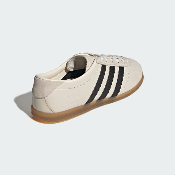 Purchase (W) 아디다스 가젤 로우 프로 스니커즈 초크 화이트/코어 블랙/검. IH1930