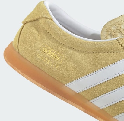 (W) Adidas Gazelle Low Pro Amarillo Casi/Blanco Nube/Goma JR8894 1