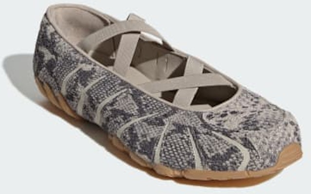 (W) adidas Ghost Sprint Ballet Wonder Beige/Beige Hitam Teras KI0435 Shop (W) adidas Ghost Sprint Ballet Wonder Beige/Beige Hitam Teras KI0435