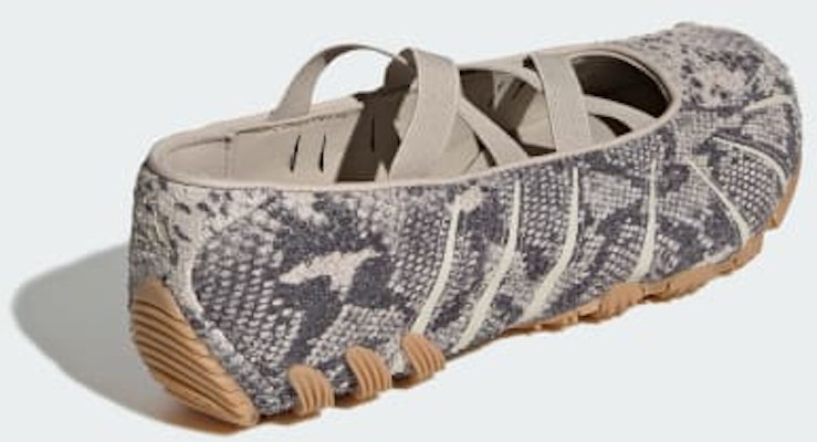(W) adidas Ghost Sprint Ballet Wonder Beige/Beige Hitam Teras KI0435 Purchase (W) adidas Ghost Sprint Ballet Wonder Beige/Beige Hitam Teras KI0435
