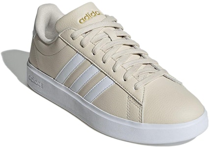 (W) アディダス グランドコート 2.0 アルミナ GW9217 Lookbook (W) アディダス グランドコート 2.0 アルミナ GW9217