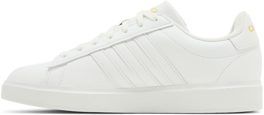 (W) adidas Grand Court 2.0 'Putih Emas Metalik' GW9213 Lookbook (W) adidas Grand Court 2.0 'Putih Emas Metalik' GW9213