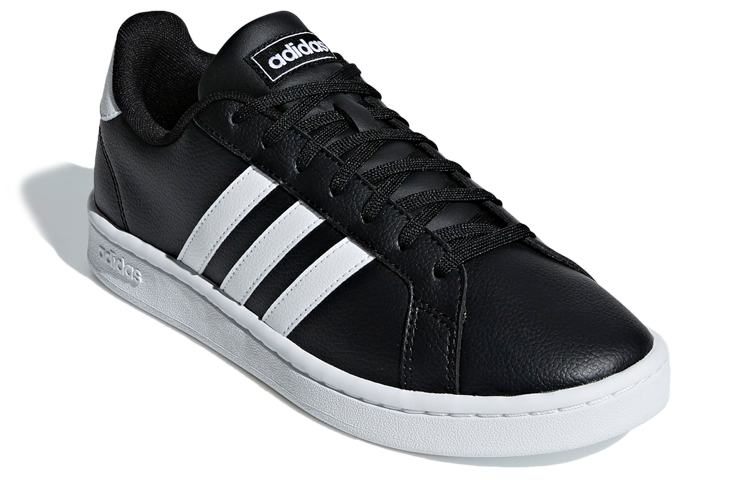 Lookbook (W) アディダス グランドコート コアブラック F36484