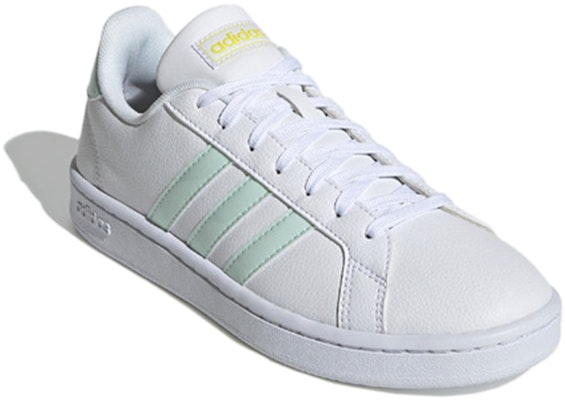 (W) adidas Grand Court 'Putih Dash Hijau' EG7643 Lookbook (W) adidas Grand Court 'Putih Dash Hijau' EG7643