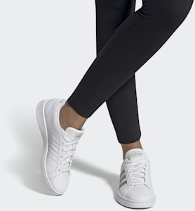 (W) adidas Grand Court Base 'Putih Platinum Metallic' EE7874 Sizing (W) adidas Grand Court Base 'Putih Platinum Metallic' EE7874