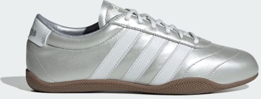 (Women) Adidas Grand Court LO Sneakers Silver Metallic/Crystal White/Gum JQ9682 (Women) Adidas Grand Court LO Sneakers Silver Metallic/Crystal White/Gum JQ9682