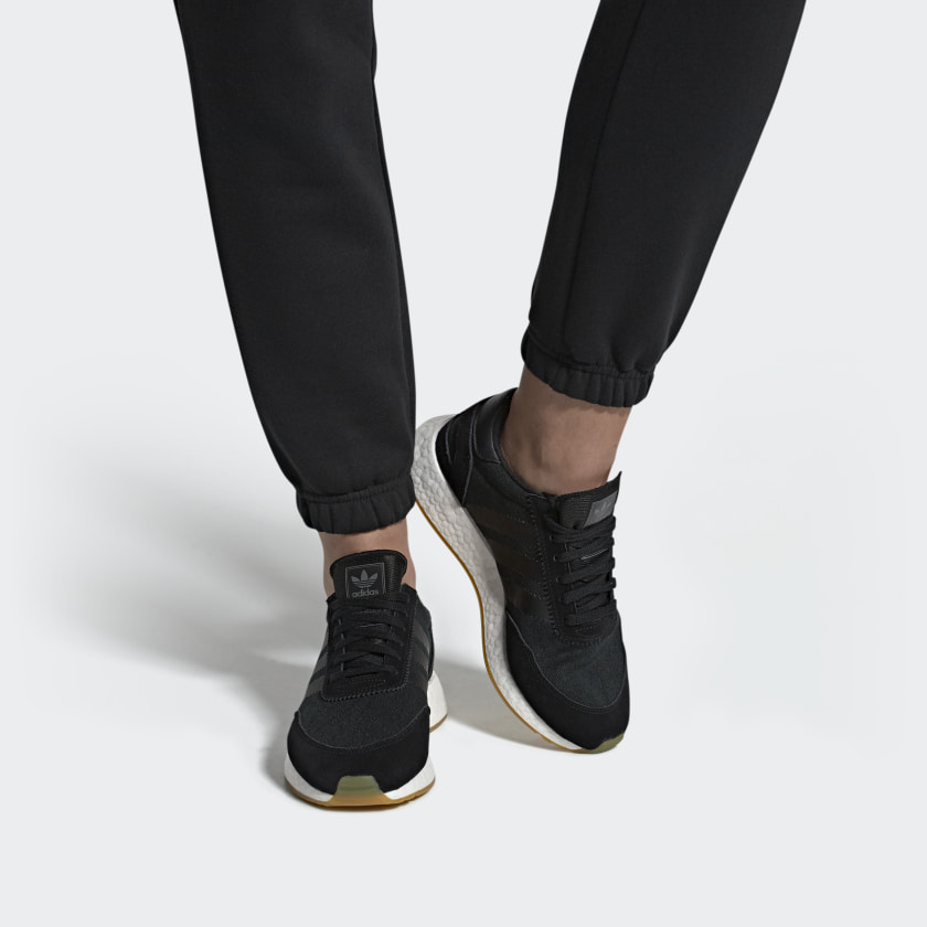 Sizing (W) adidas I-5923 'Hitam Teras' EE4946