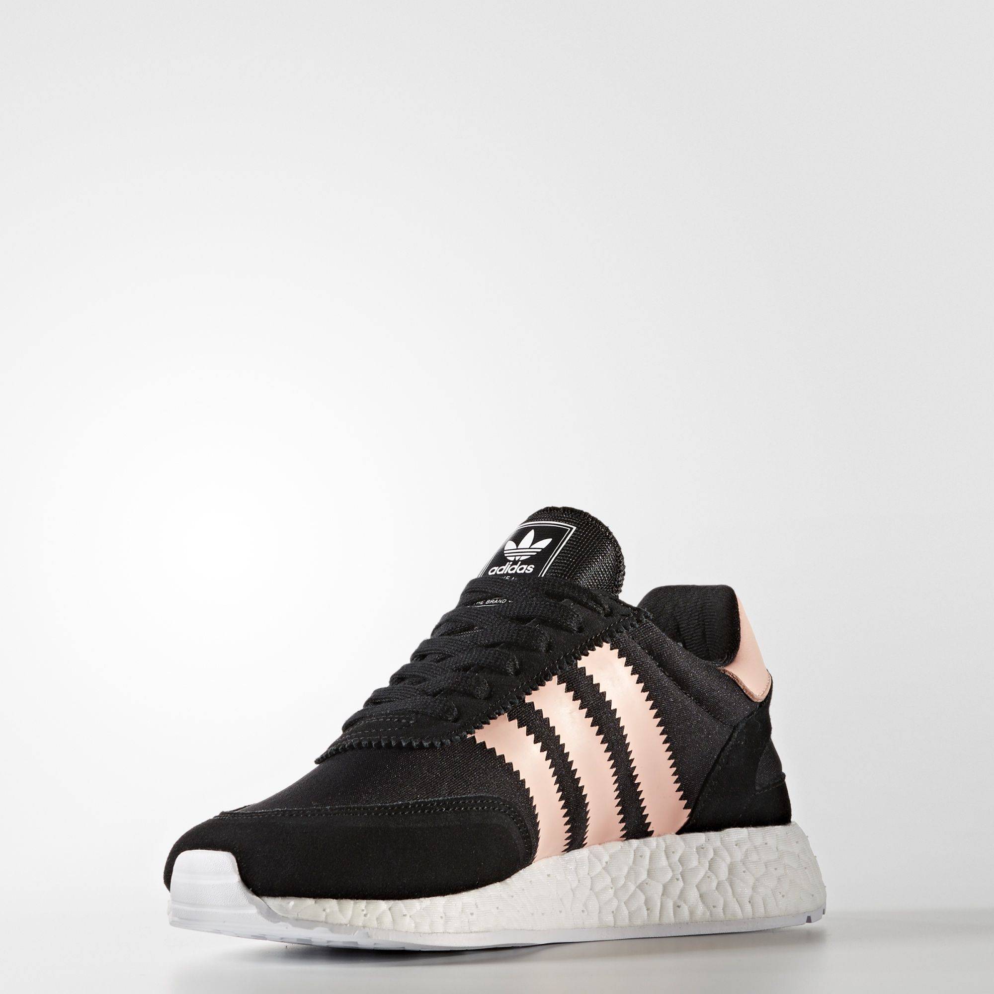 Order (Women) adidas Iniki Runner 'Black Coral' BB0000 - Wanita