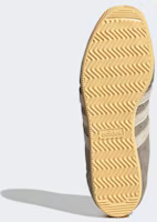 Shop (W) adidas 日本粘土/米白色/金屬金 KJ6154