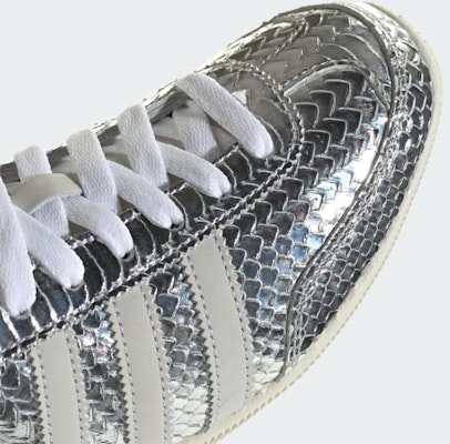 (Women) Adidas Japan Exclusive Sneakers Silver Metallic/Silver Metallic/Cloud White KH9017 1