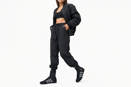 Order (W) adidas日本H款 "核心黑" JR8118