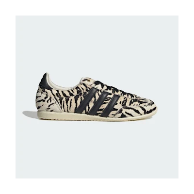 (W) Adidas Japan Sneakers / Streetwear Off White/Core Black/Core Black