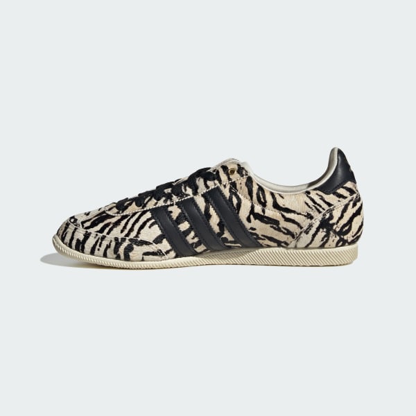 Details for (Women) Adidas Japan Sneakers / Streetwear Off White/Core Black/Core Black KI6544