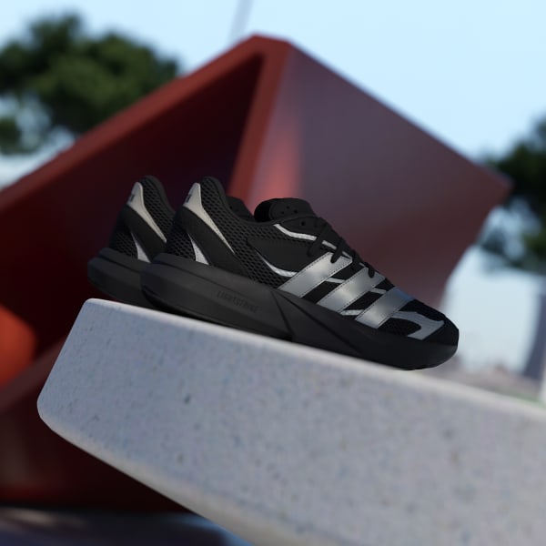 Details for (W) 아디다스 라이트 블레이즈 코어 블랙/매트 실버/오프 화이트 JR2401