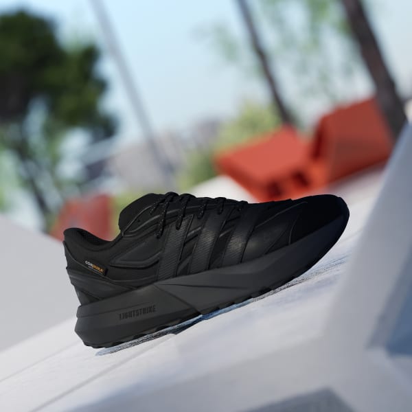 Lookbook (W) Adidas Lightblaze ATR Hitam/Gelap/Core Black/Grey Six. JS1965