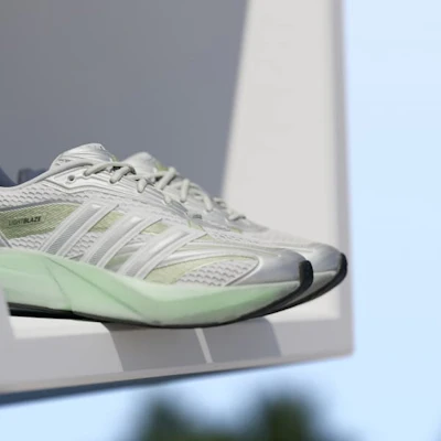 (W) Adidas Lightblaze Glow Wit/Zilver Metallic/Magic Lime Met JP6328 3
