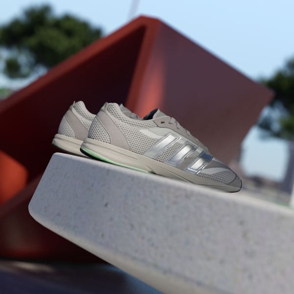 Details for (W) Adidas Lightblaze LP Abu Silver Metallic Semi Green Spark JR4838