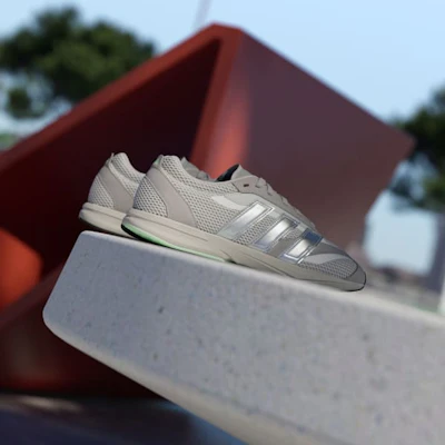 (W) Adidas Lightblaze LP Abu Silver Metallic Semi Green Spark JR4838 Details for (W) Adidas Lightblaze LP Abu Silver Metallic Semi Green Spark JR4838