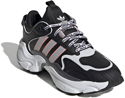 (W) adidas Magmur Runner 'Hitam Glory Pink' EG5434 Lookbook (W) adidas Magmur Runner 'Hitam Glory Pink' EG5434