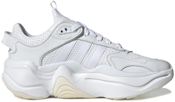 (W) adidas Magmur Runner 'Putih Alas Kaki' EE4815 Order (W) adidas Magmur Runner 'Putih Alas Kaki' EE4815